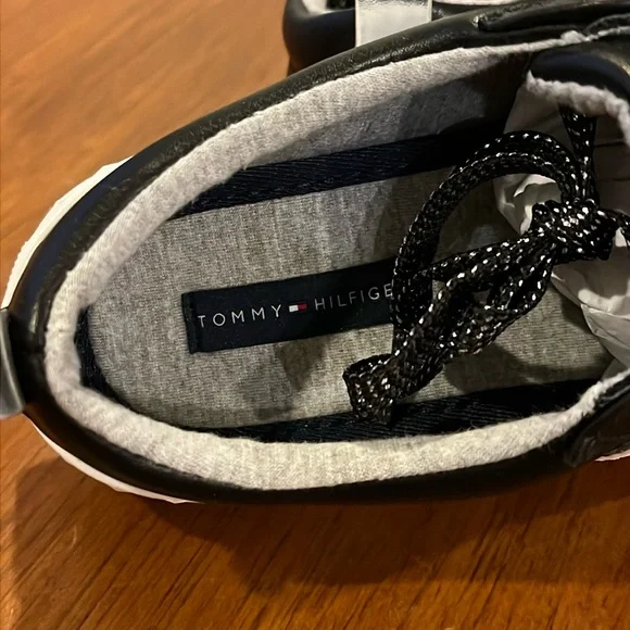Tommy Hilfiger Rae Sparkle Basic Shoes Sneakers new Youth Boys or